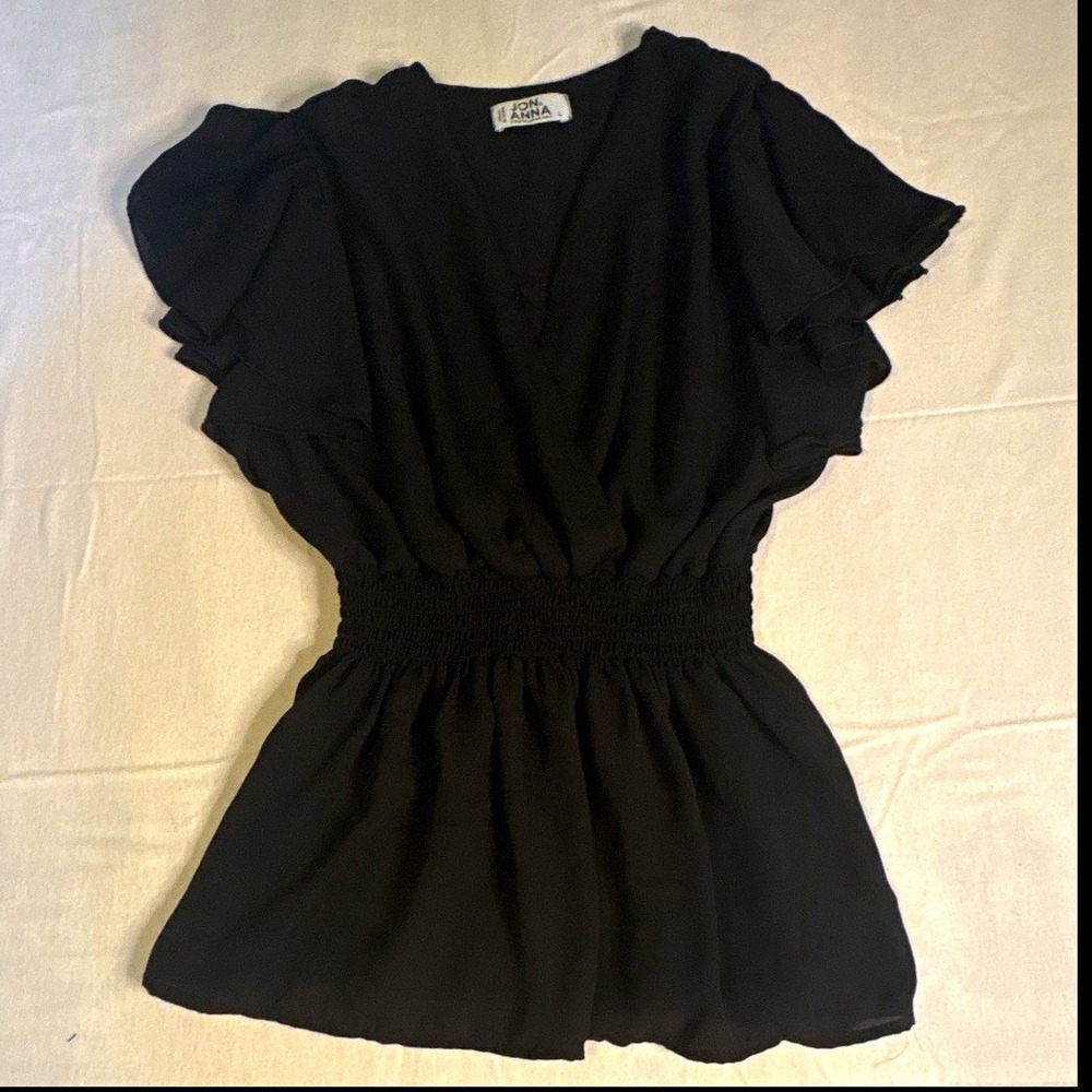 Jon & Anna Contemporary Black Smocked Peplum Blouse V-Neck Size Large 124